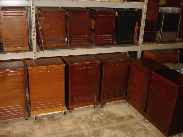 Wall of vintage leslie speakers